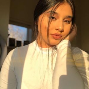 Meet your Posher, Jasmine
